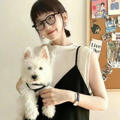 孔雀圣使请动心